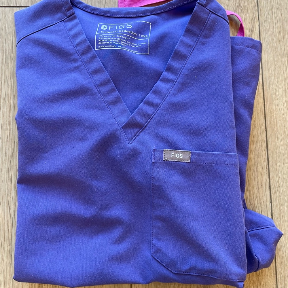Figs Purple Scrub Set (top and bottom)